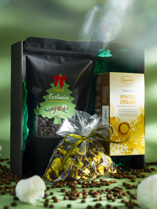 Exclusive - Svētku Trio